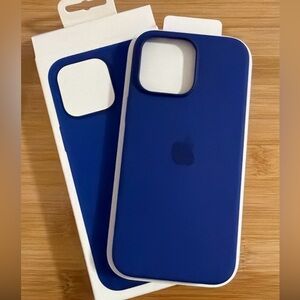 iPhone 16 Pro Max Blue Silicone Phone Case